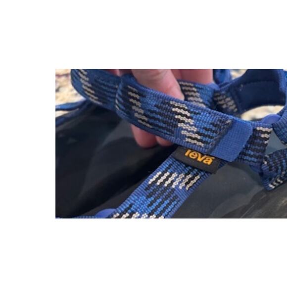 Teva Boys Hurricane 2 Sandals Water Shoe Strappy Outdoor Big Boy Size 2 Blue - Picture 6 of 6